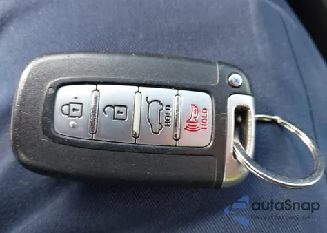 2016 Hyundai Veloster Turbo из США, поврежденный, VIN KMHTC6AE2GU269472